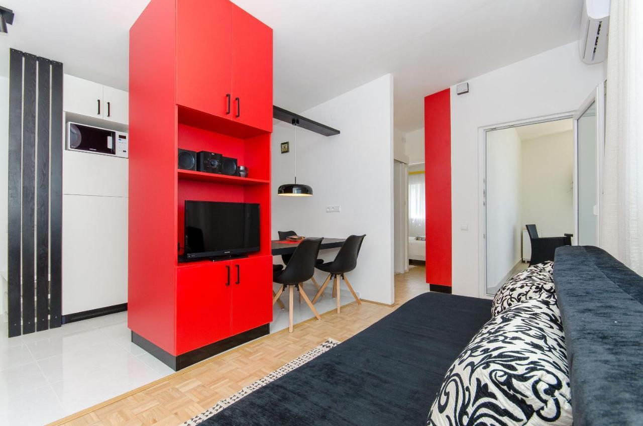 Apartment Sreta 奥米什 外观 照片