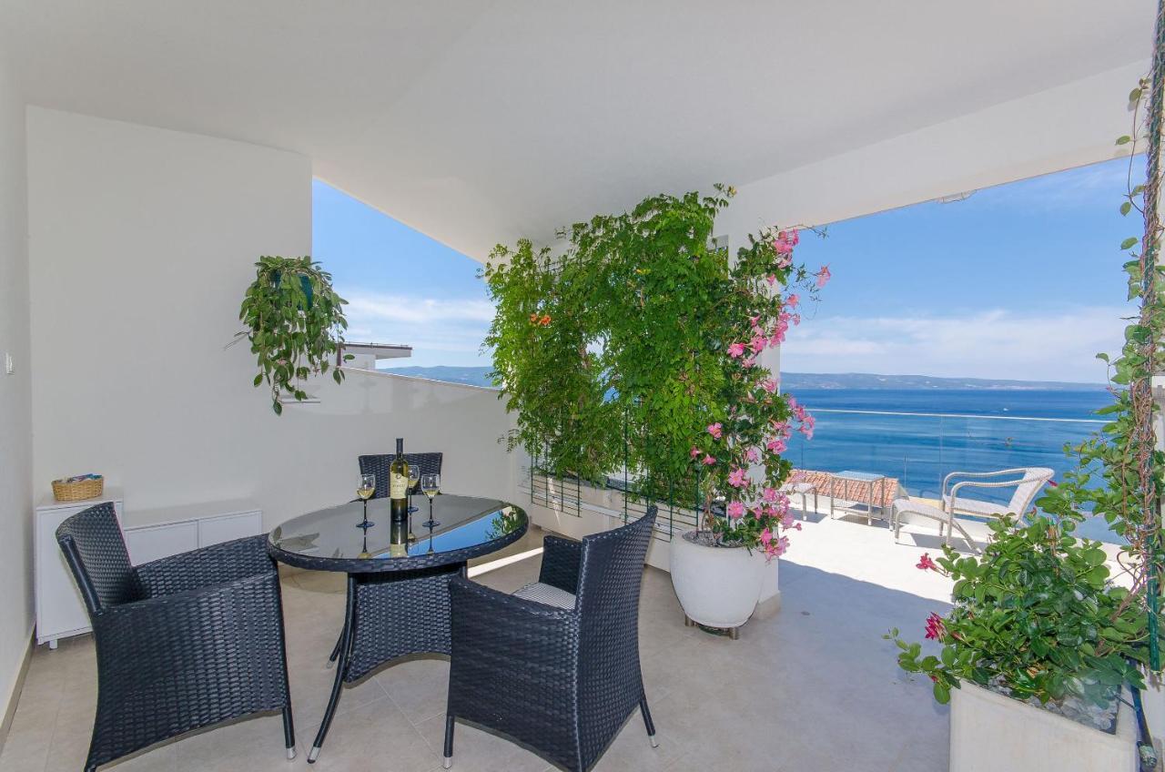 Apartment Sreta 奥米什 外观 照片